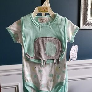 Chick does 3 pc  set